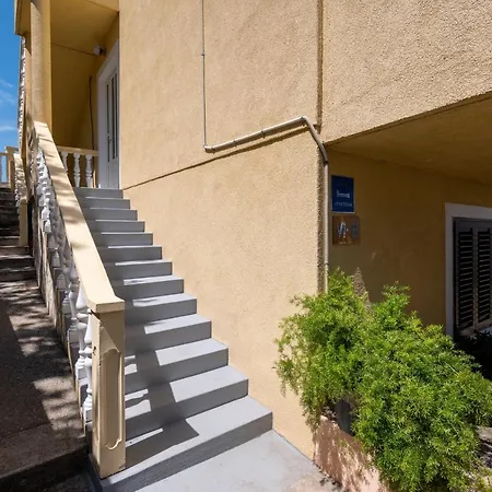 With Parking Space Sali, Dugi Otok - 16324 *