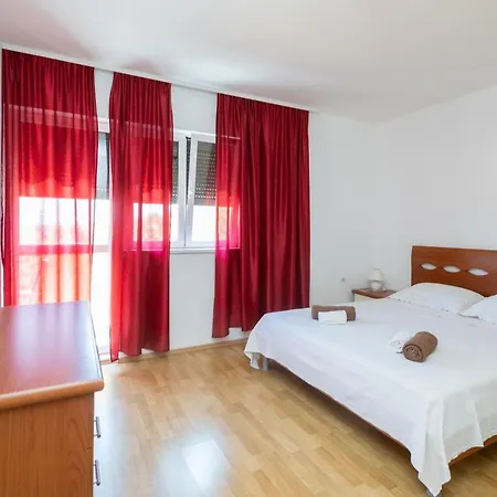 Апартаменты With Parking Space Sali, Dugi Otok - 16324 *