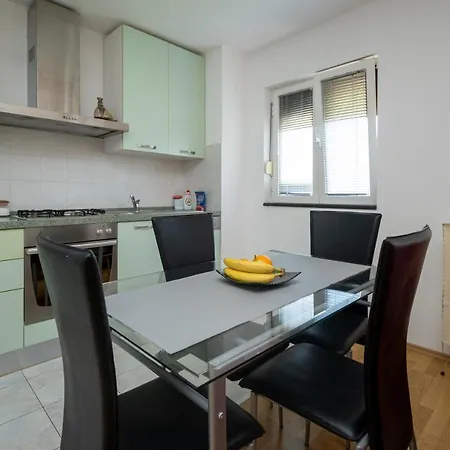 דירה With Parking Space Sali, Dugi Otok - 16324 *